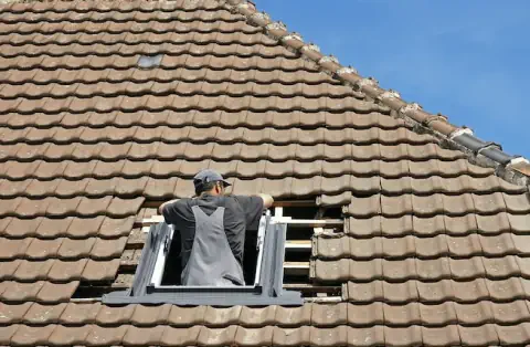 Pose de velux - Terres-de-Caux